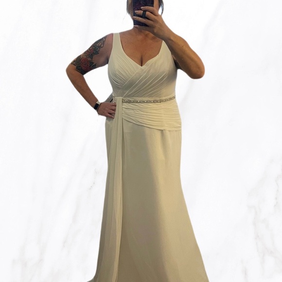 DB Studio Pleated Chiffon V Neck Tank A-line Wedding Dress Style #WG4083 - Picture 4 of 9